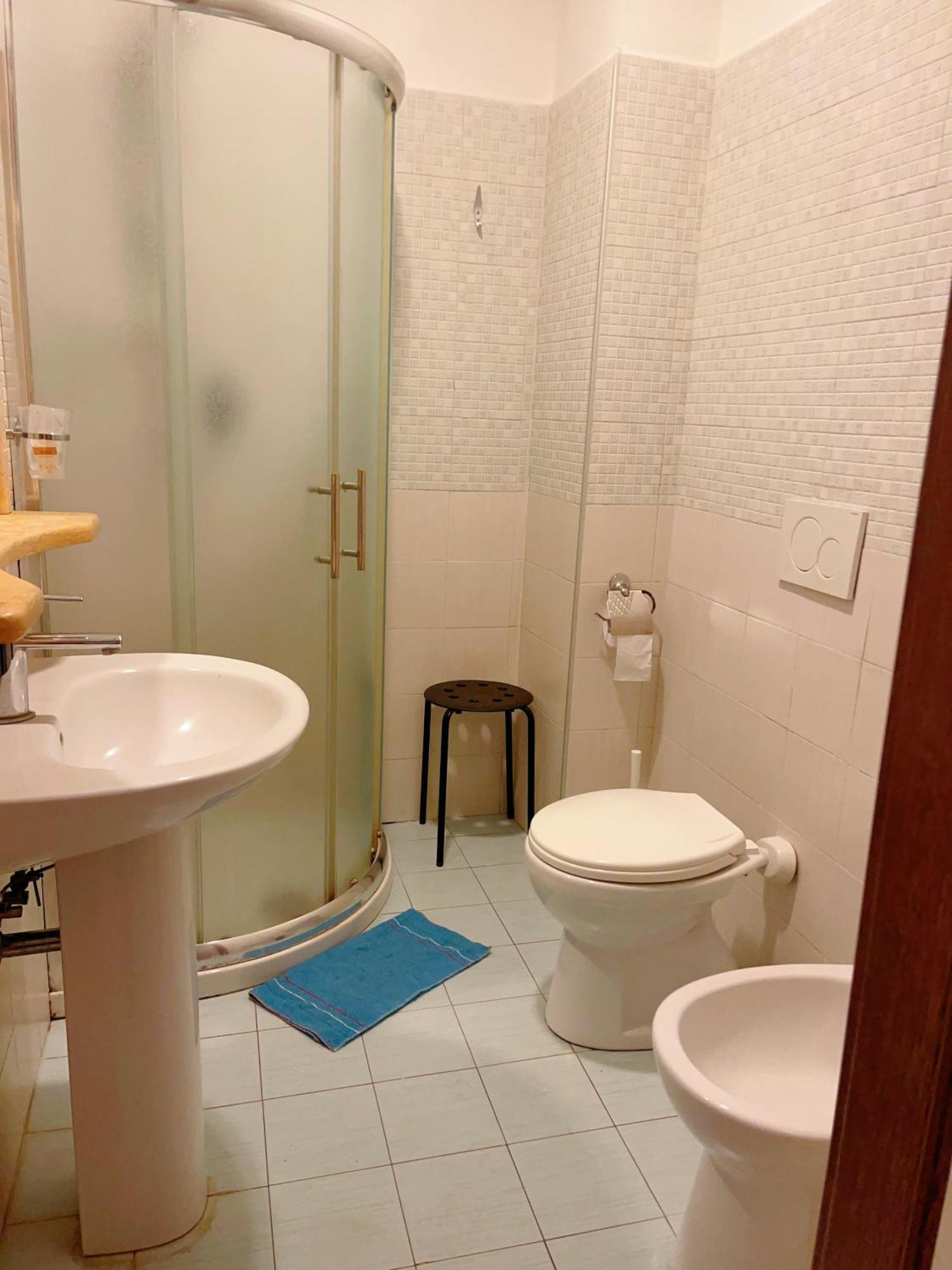 Hotel Bissi Milan Bagian luar foto